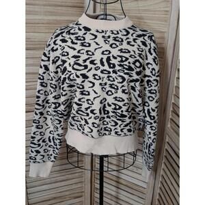 Knot Sisters Animal Leopard Print Sweater Pullover Small Hi Lo Hem Soft Cotton
